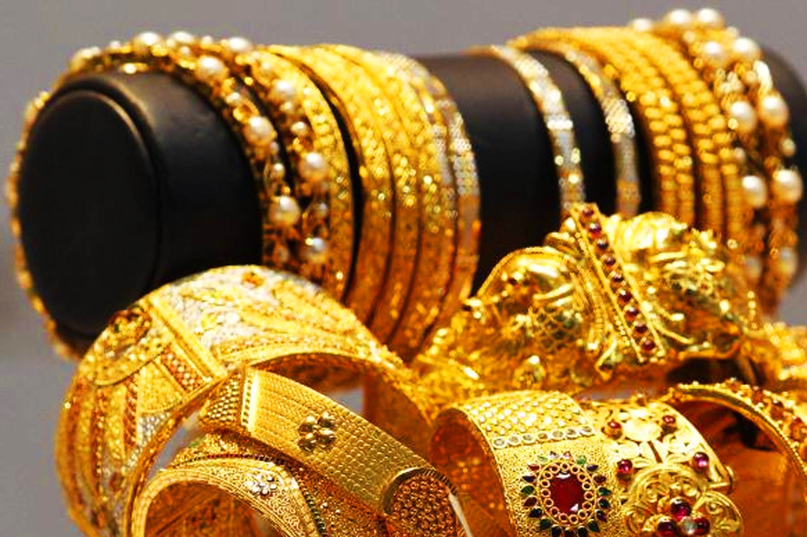 আবার সোনা-রুপার বাড়ল দাম