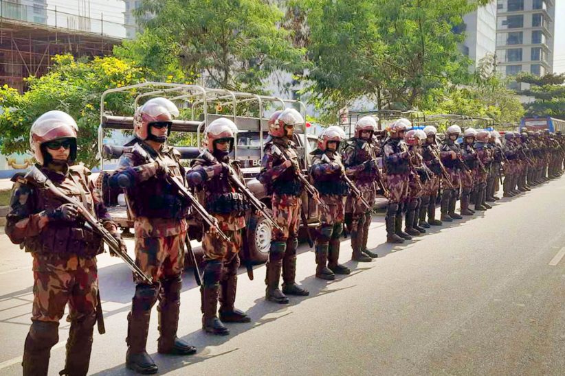 সারাদেশে ১৪৮ প্লাটুন বিজিবি মোতায়েন