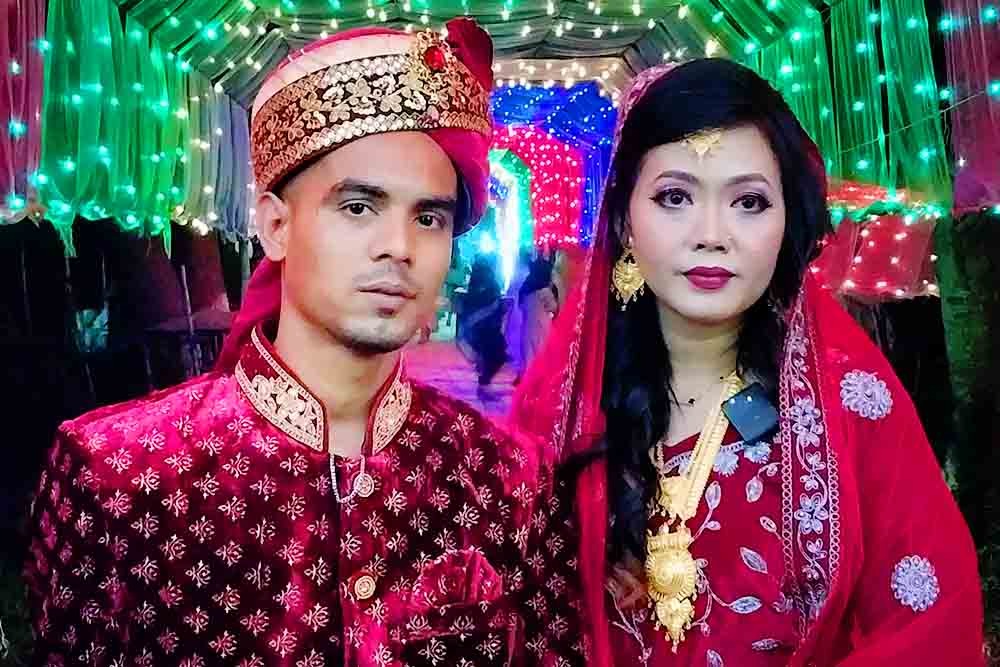 টিকটকে প্রেম,  বাংলাদেশে এসে ইন্দোনেশীয় তরুণীর ধুমধাম করে হলো বিয়ে