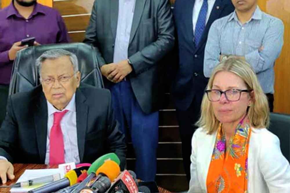 বাংলাদেশের জন্য বড় চ্যালেঞ্জ মূল্যস্ফীতি নিয়ন্ত্রণ : বিশ্বব্যাংক এমডি