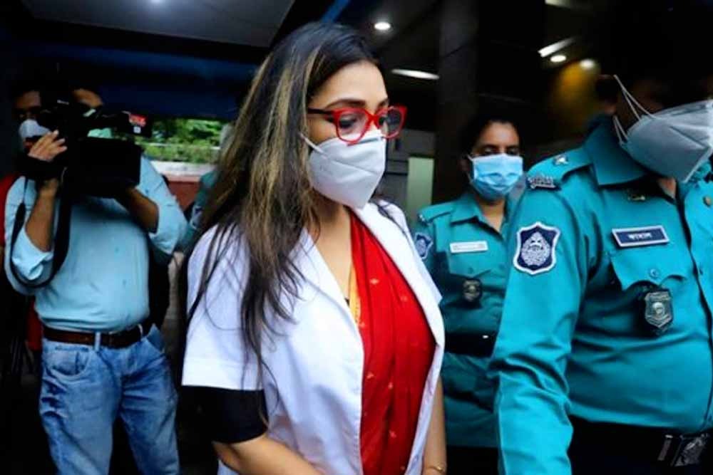 জাতীয় পরিচয়পত্র (এনআইডি) জালিয়াতির মামলায় ডা. সাবরিনার বিচার শুরু