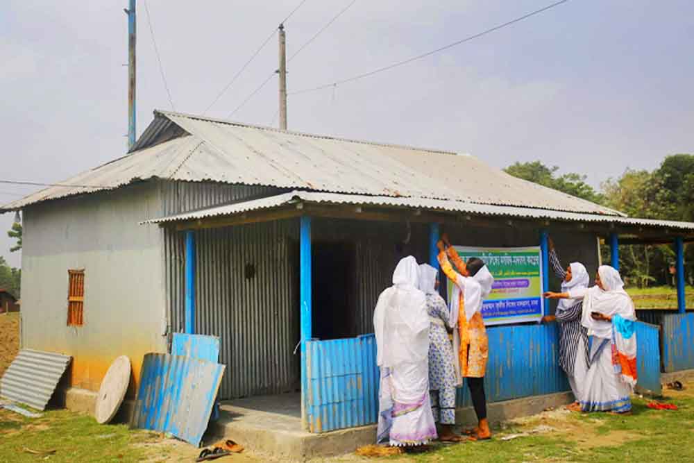 হিজড়ারা দেশে প্রথমবারের মতো মসজিদ নির্মাণ করলেন
