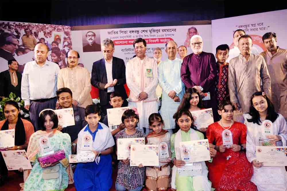 দেশ ও জাতির কল্যাণে বঙ্গবন্ধু বার বার কারাবরণ করেছেন, কখনো পালাননি : মেয়র তাপস