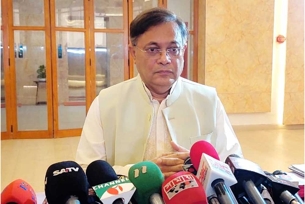 নাবিক ও জাহাজ উদ্ধারে আলোচনা-চাপসহ সর্বমুখী প্রচেষ্টা : পররাষ্ট্রমন্ত্রী