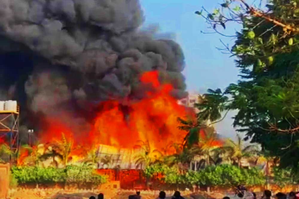 ভারতে গেমিং জোনে আগুন, শিশুসহ নিহত অন্তত ২৭