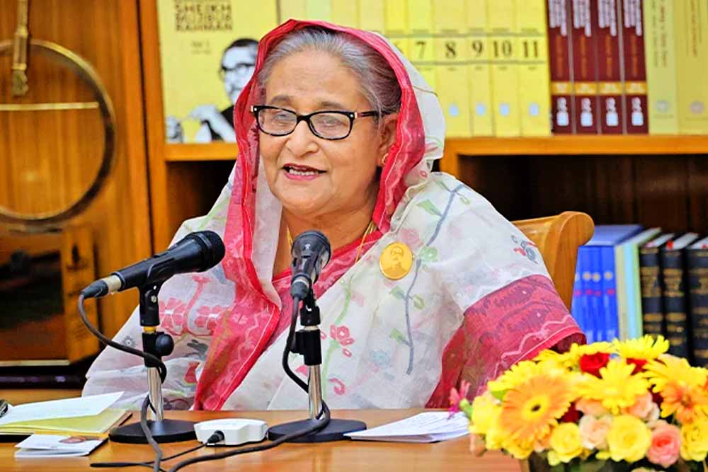 আমাকে উৎখাত করলে পরবর্তীতে কে আসবে: প্রধানমন্ত্রীর প্রশ্ন