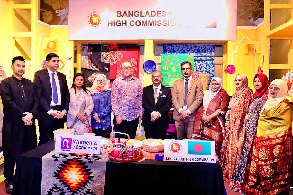 মালয়েশিয়া ও প্রবাসী আর্ট মেলায় প্রথমবারের মতো বাংলাদেশের অংশগ্রহণ