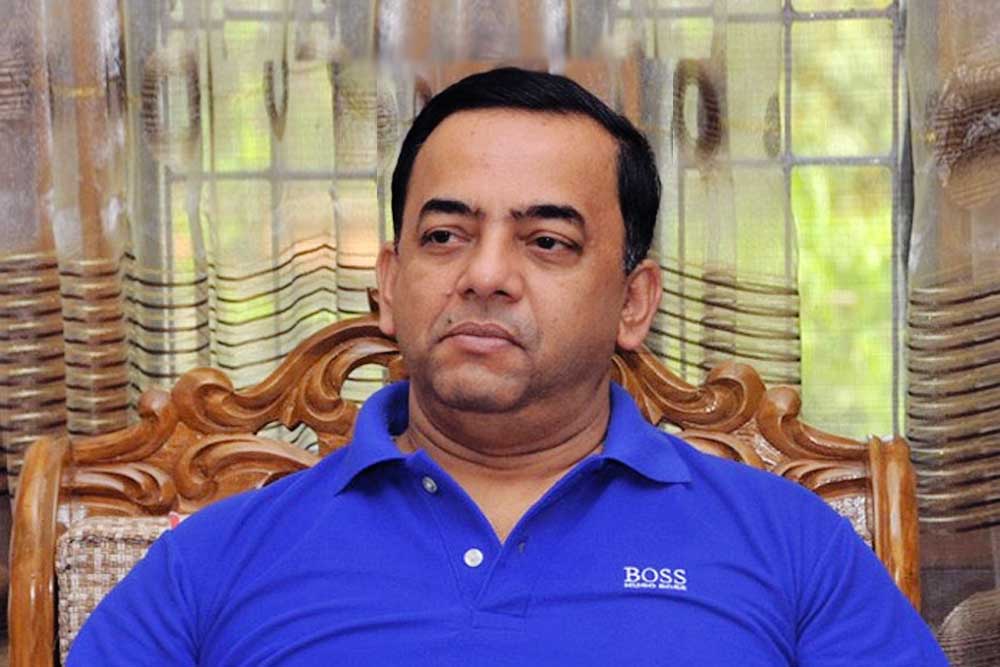 এক দিনেই সব অ্যাকাউন্ট ফাঁকা করেন বেনজীর ও পরিবার