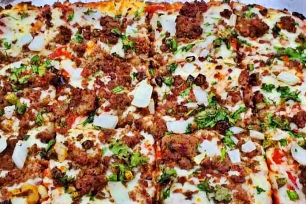 শুঁটকির পিৎজা যেভাবে আমেরিকানদের মন জয় করে নিচ্ছে