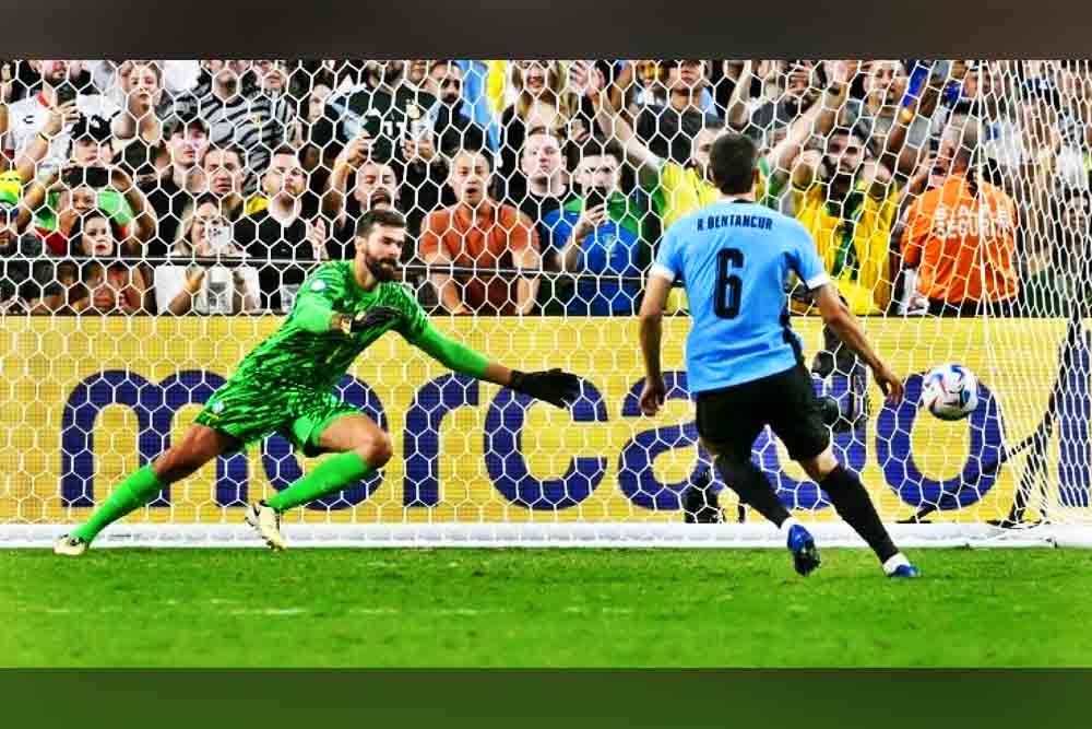 ব্রাজিলের স্বপ্নভঙ্গ টাইব্রেকারে, সেমিতে উরুগুয়ে