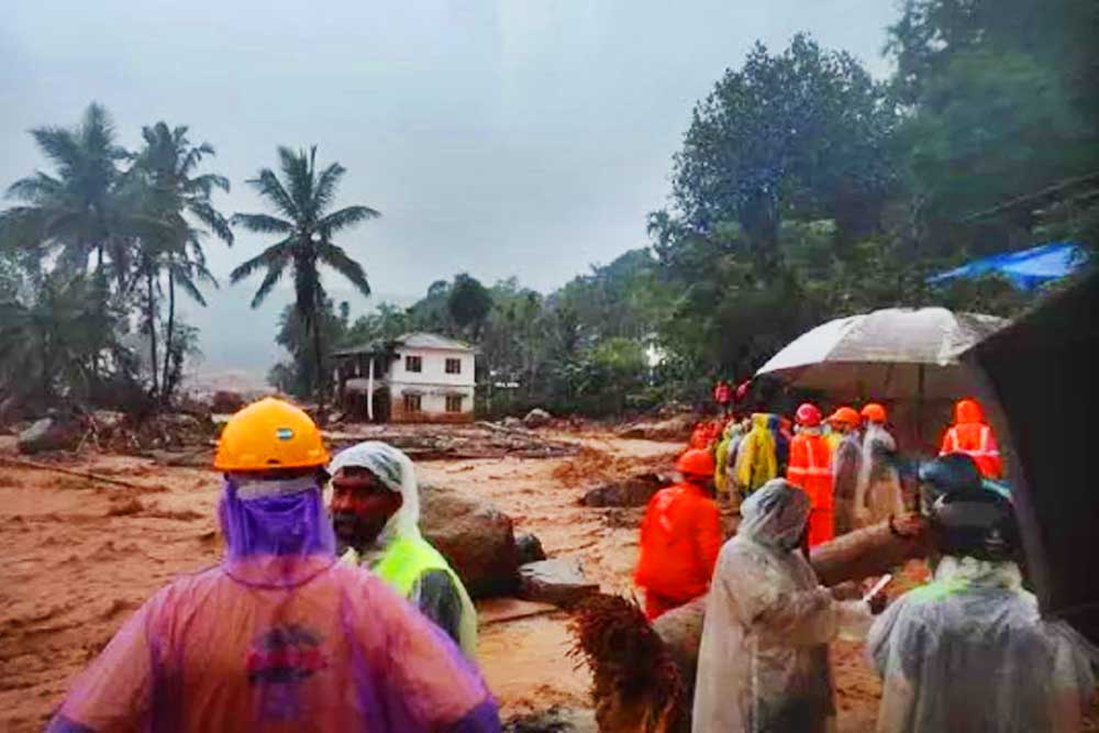 ভারতের কেরালায় ভূমিধসে নিহত ৪১