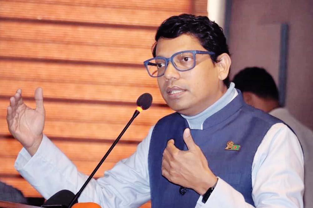 মোবাইল ইন্টারনেট চালু হচ্ছে বিকেল থেকে