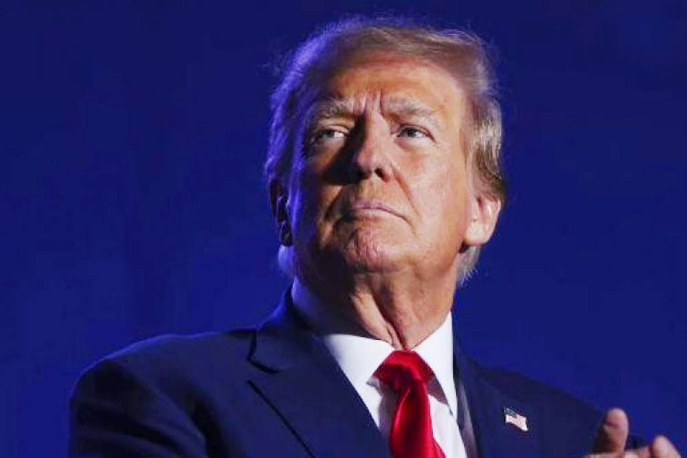 ট্রাম্পকে রিপাবলিকান পার্টির প্রেসিডেন্ট প্রার্থী ঘোষণা