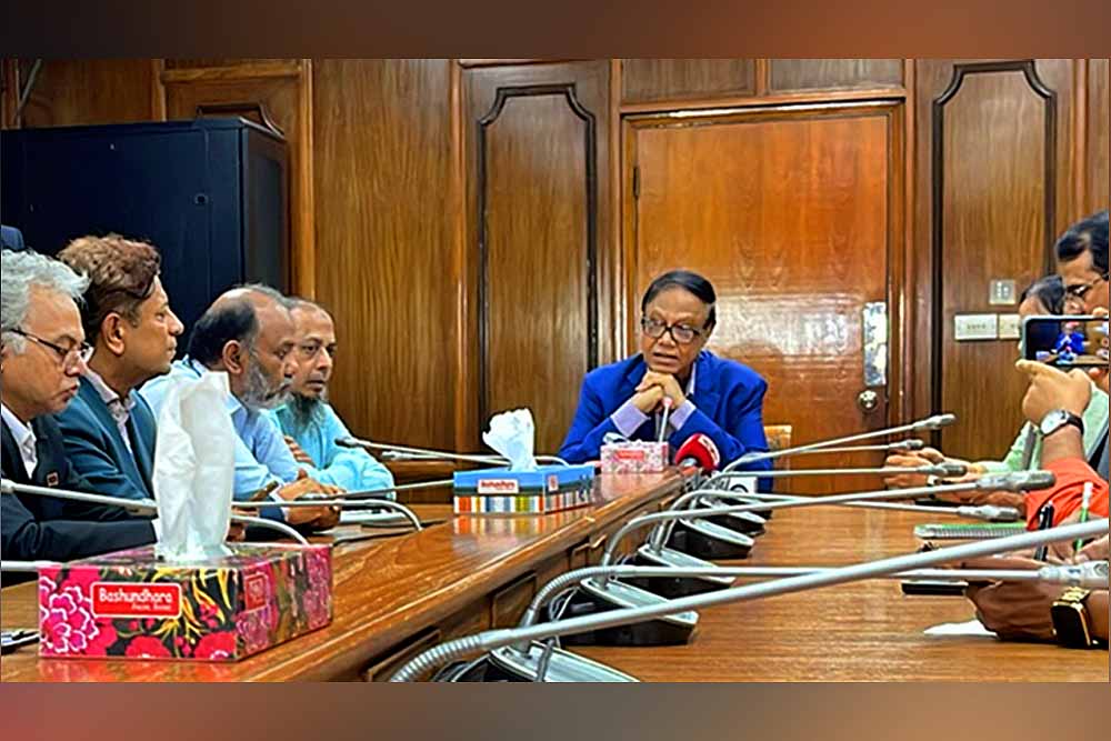 অর্থ পাচারকারীরা শান্তিতে ঘুমাতে পারবে না: গভর্নর