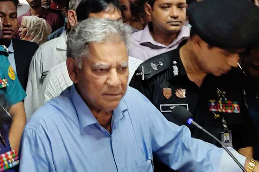 বৃহস্পতিবারের মধ্যে কোনো পুলিশ যোগ না দিলে ধরা হবে তাঁরা চাকরিতে ইচ্ছুক নন: স্বরাষ্ট্র উপদেষ্টা