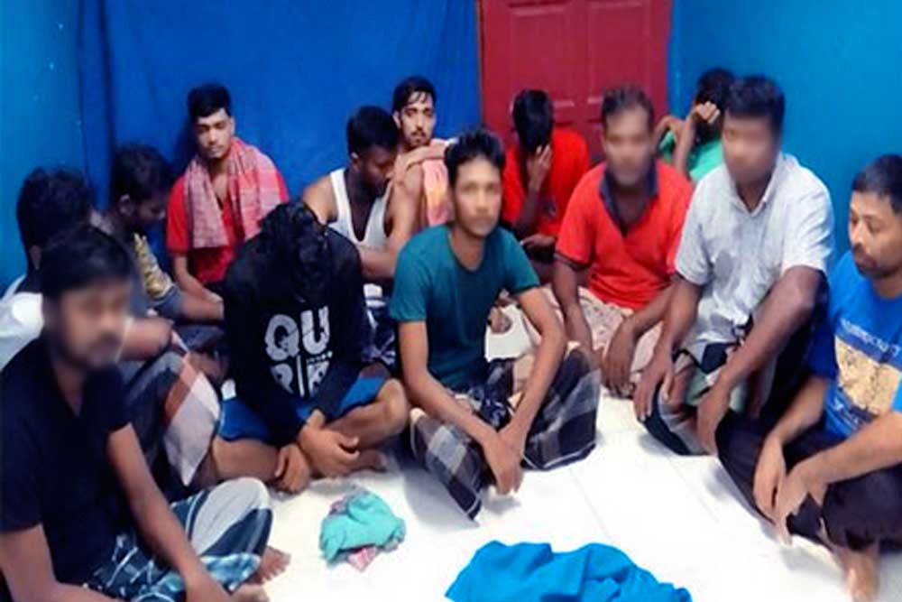 প্রতারণার ফাঁদে বাংলাদেশি কর্মীরা, অঝোরে কাঁদছেন কারাবন্দীরা: মালয়েশিয়ার শ্রমবাজার