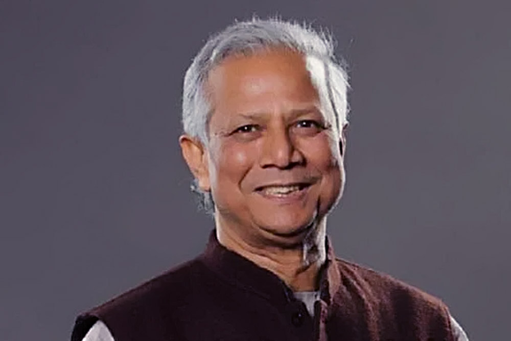 দেশে ফিরেছেন প্রধান উপদেষ্টা ড. ইউনূস