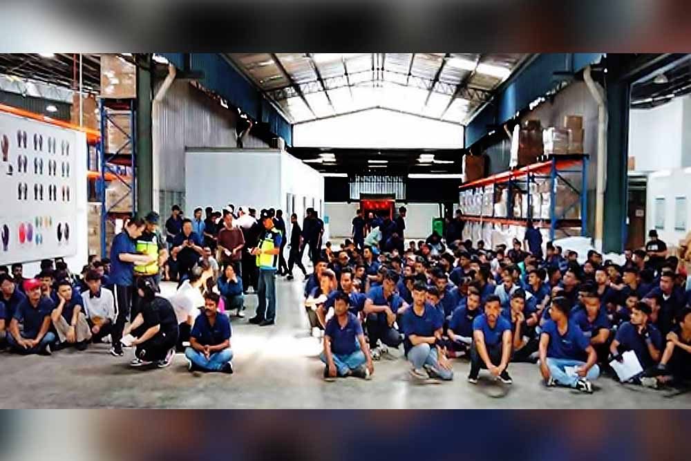 মালয়েশিয়ায় এক দিনে ২২২ বাংলাদেশি অভিবাসী আটক