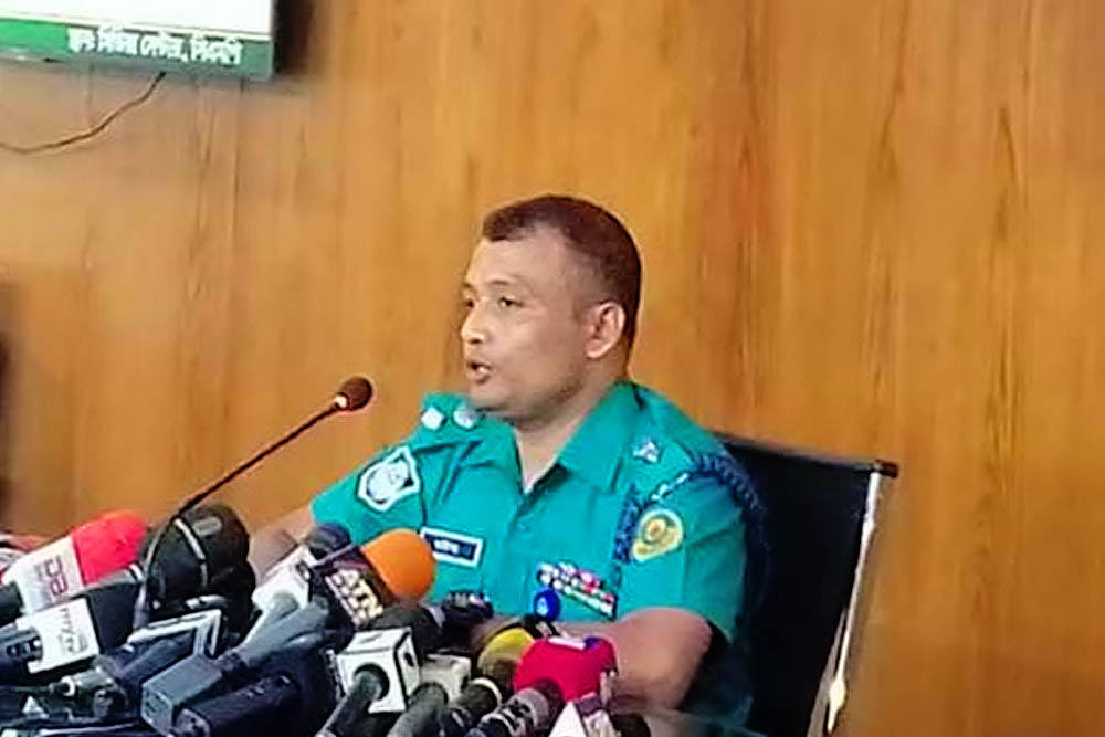 পূজা উদযাপন কমিটির অনুরোধেই মণ্ডপে গান করেন শিল্পীরা : পুলিশ