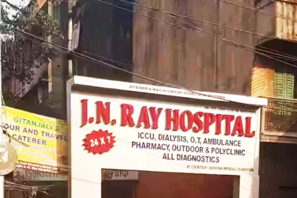 বাংলাদেশি রোগীদের চিকিৎসা দেবে না কলকাতার হাসপাতাল