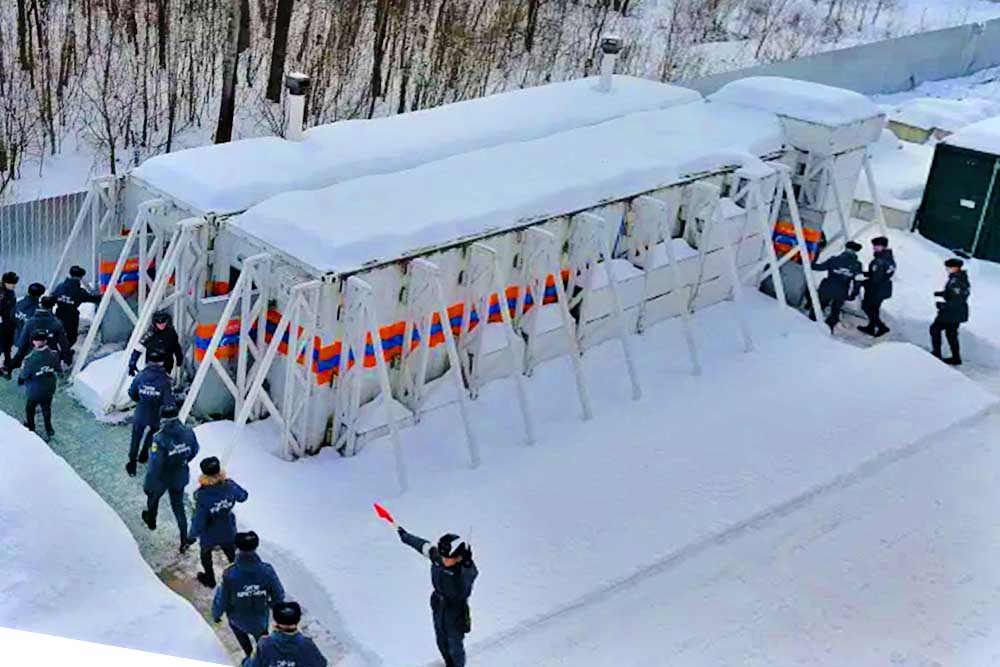 পারমাণবিক বোমা হামলা থেকে রক্ষায়  রাশিয়া  ভ্রাম্যমাণ আশ্রয়কেন্দ্র নির্মাণ করছে