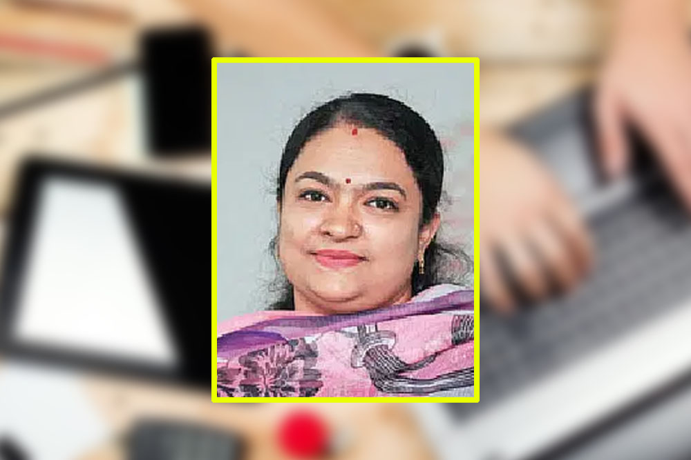 শাশুড়ির কিনে দেওয়া ল্যাপটপে ফ্রিল্যান্সিং, মাসিক আয় ৩ লাখ টাকা