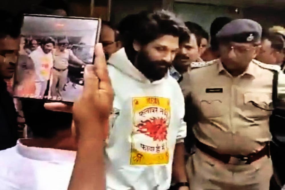 গ্রেফতারের পর অন্তর্বর্তীকালীন জামিন পেয়েছেন আল্লু অর্জুন