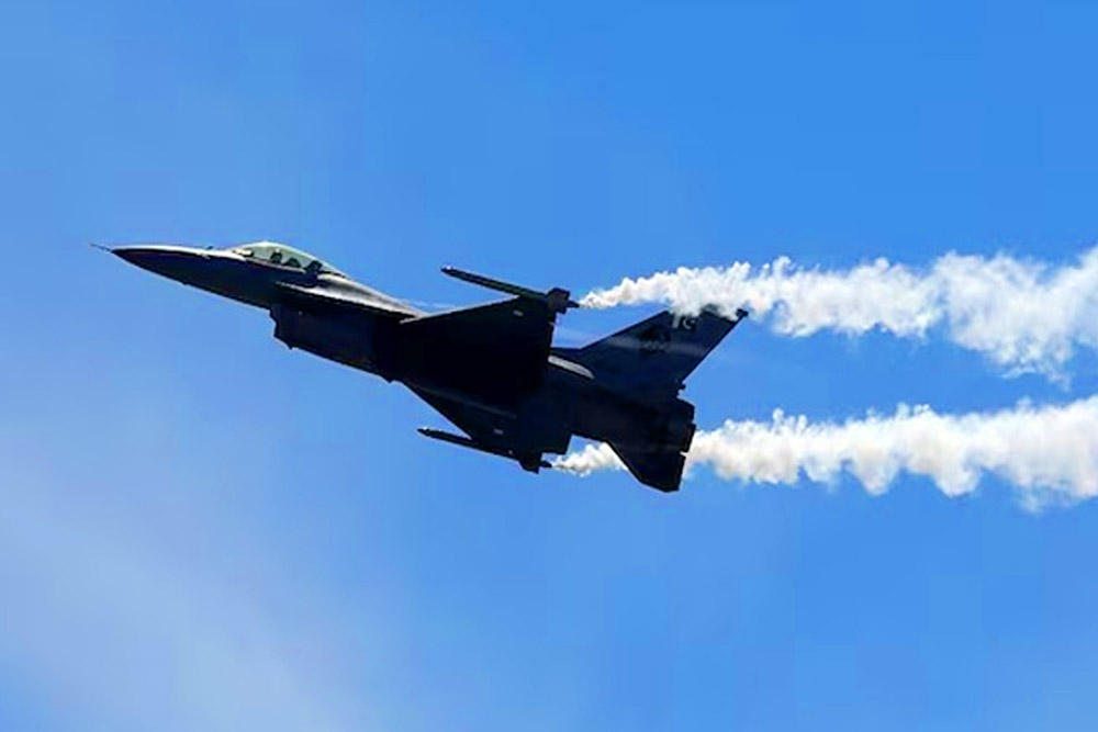 আফগানিস্তানে পাকিস্তানের নজিরবিহীন বিমান হামলা, নিহত অন্তত ১৫