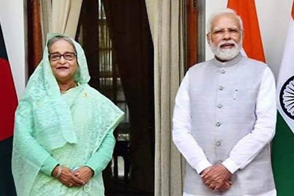 শেখ হাসিনাকে ফেরাতে দিল্লিকে কাগজপত্র পাঠিয়েছে ঢাকা