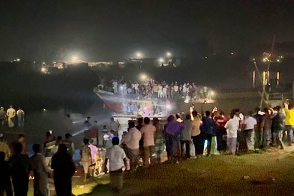 শরীয়তপুরে গণপিটুনিতে ২ ডাকাত নিহত ও ৫ আহত, গুলিবিদ্ধ ৯