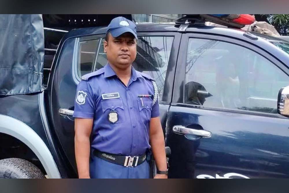 দর্শনায় চেকপোস্ট ব্যারাক থেকে পুলিশ সদস্যের ঝুলন্ত মরদেহ উদ্ধার