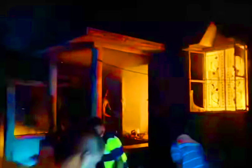 ভারতে পটকা বানানোর সময় বিস্ফোরণ, চার শিশুসহ নিহত ৭