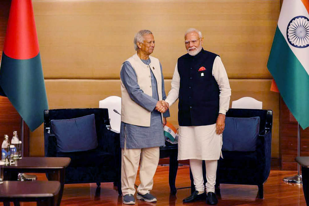 থাইল্যান্ডের ব্যাংককে ইউনূস-মোদি বৈঠক