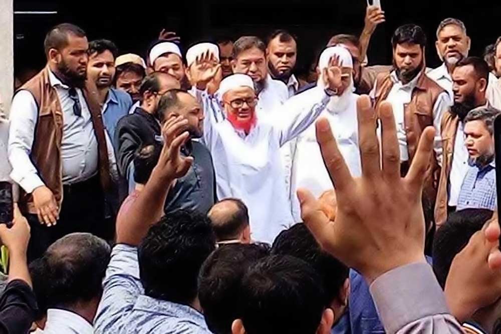 ১৩ বছর পর কারামুক্ত জামায়াত নেতা এটিএম আজহার