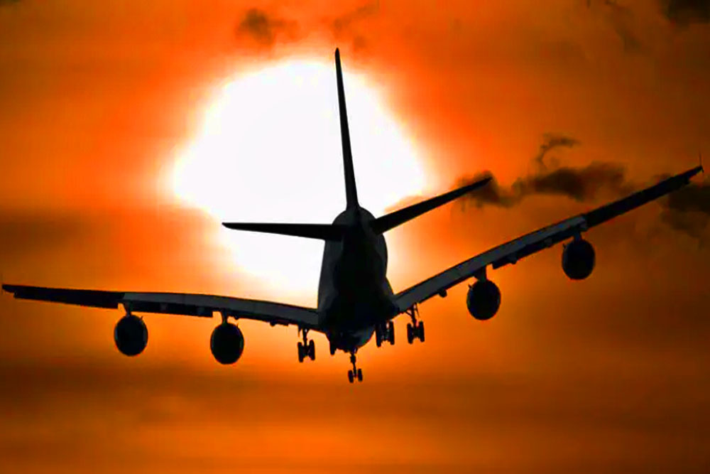 ইরানের ক্ষেপণাস্ত্রের মাঝ দিয়ে যেভাবে বেঁচে ফিরল বাংলাদেশি বিমান!