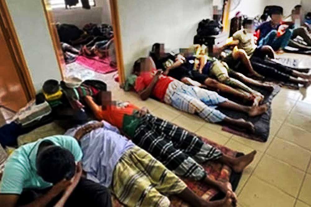 মালয়েশিয়া শ্রমিক নিয়োগের নামে প্রতারণা, ৭৪ বাংলাদেশী সাড়ে ৩ কোটি টাকার ক্ষতিপূরণ পাচ্ছেন