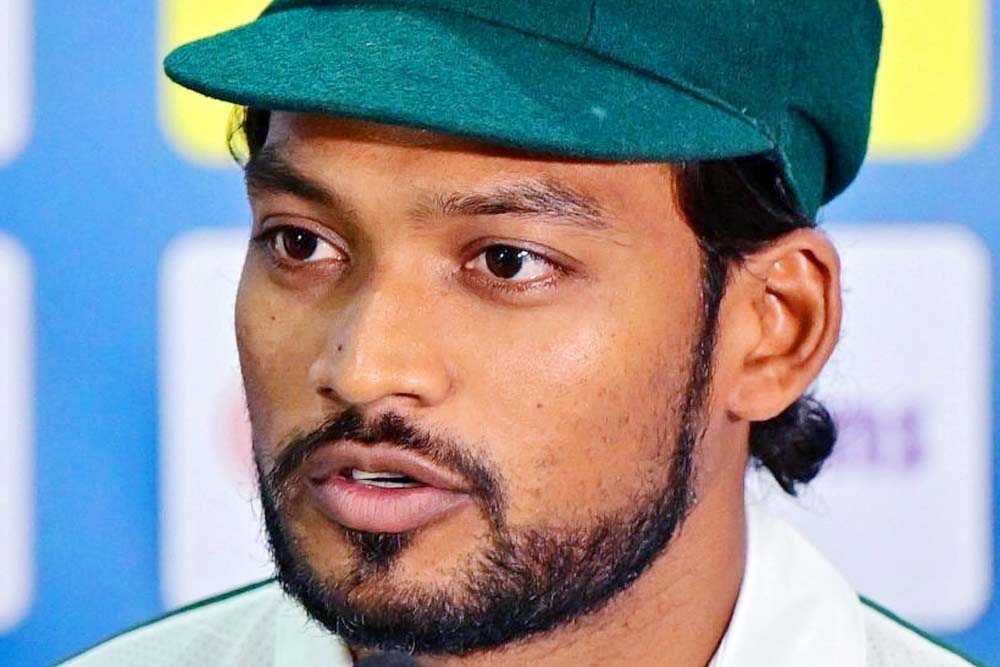 টেস্ট অধিনায়কত্ব ছেড়ে দিলেন শান্ত