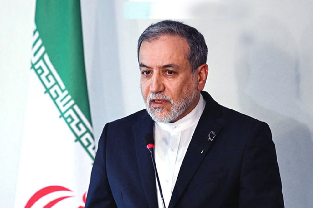 রাষ্ট্রীয় সংবাদমাধ্যমে ইসরায়েলের হামলা ‘কাপুরুষোচিত’: ইরানের পররাষ্ট্রমন্ত্রী