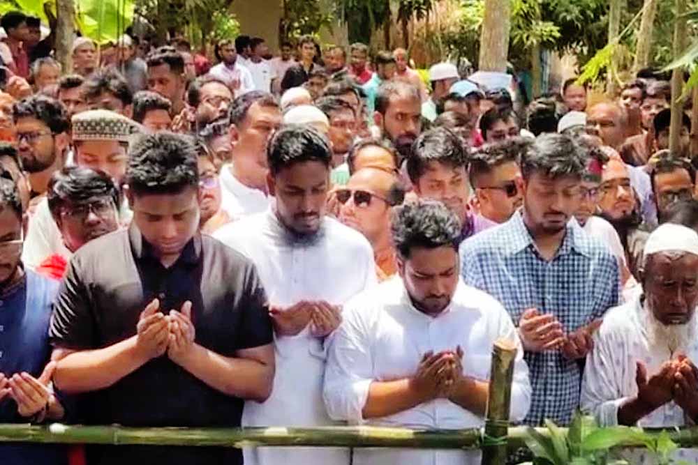 শহীদ আবু সাঈদের কবর জিয়ারতের মধ্য দিয়ে জুলাই পদযাত্রা শুরু এনসিপির