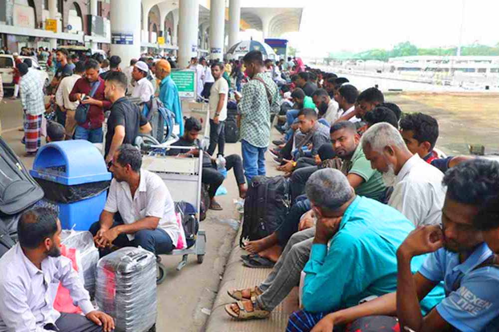 যেতে না পারা কর্মীদের জন্য সুখবর দিল মালয়েশিয়া