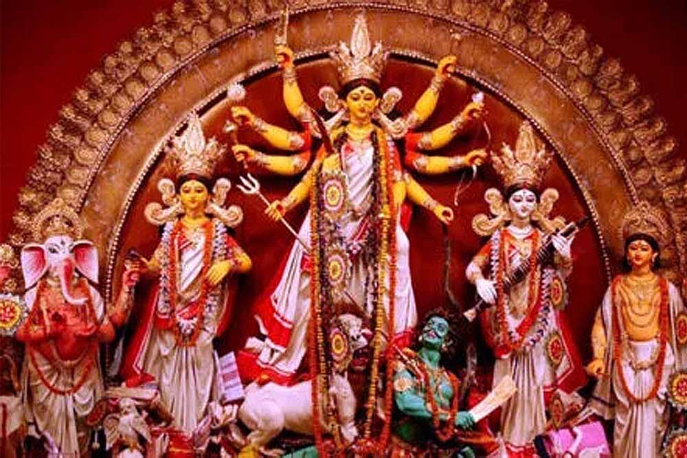 শারদীয় দুর্গোৎসব শুরু, আজ ষষ্ঠী