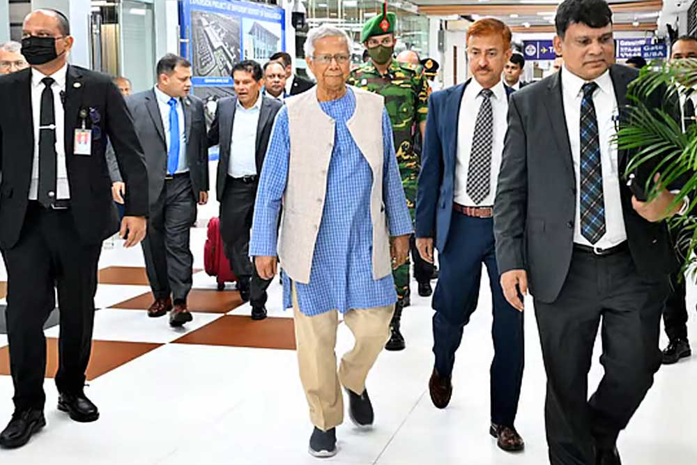 নিউ ইয়র্কের উদ্দেশে প্রধান উপদেষ্টা ঢাকা ছাড়লেন