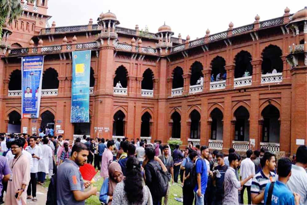 এক নজরে ডাকসু নির্বাচন