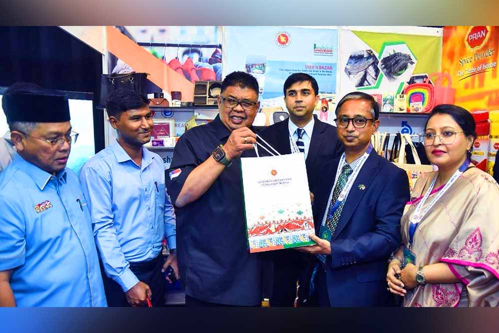 মালয়েশিয়ায় আন্তর্জাতিক হালাল ফেস্টিভাল ২০২৫-এ অংশগ্রহণ বাংলাদেশের