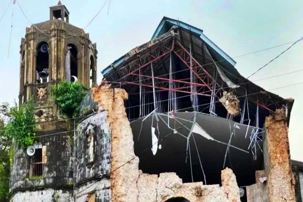 ফিলিপাইনে শক্তিশালী ভূমিকম্পে নিহত বেড়ে ২৭