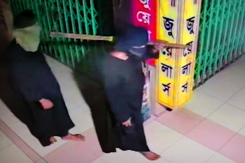 রাজধানীর মালিবাগে জুয়েলারি দোকান থেকে ‘৫০০ ভরি’ স্বর্ণালংকার চুরি