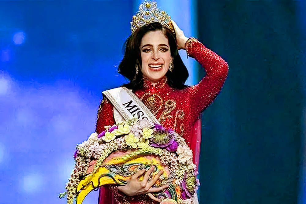 মেক্সিকোর ফাতিমা বশ জিতলেন  মিস ইউনিভার্স – ২০২৫