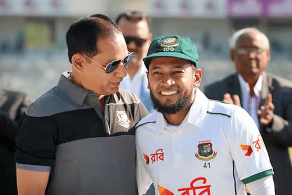 মুশফিকের শততম টেস্টে বিসিবির বিশেষ উপহার