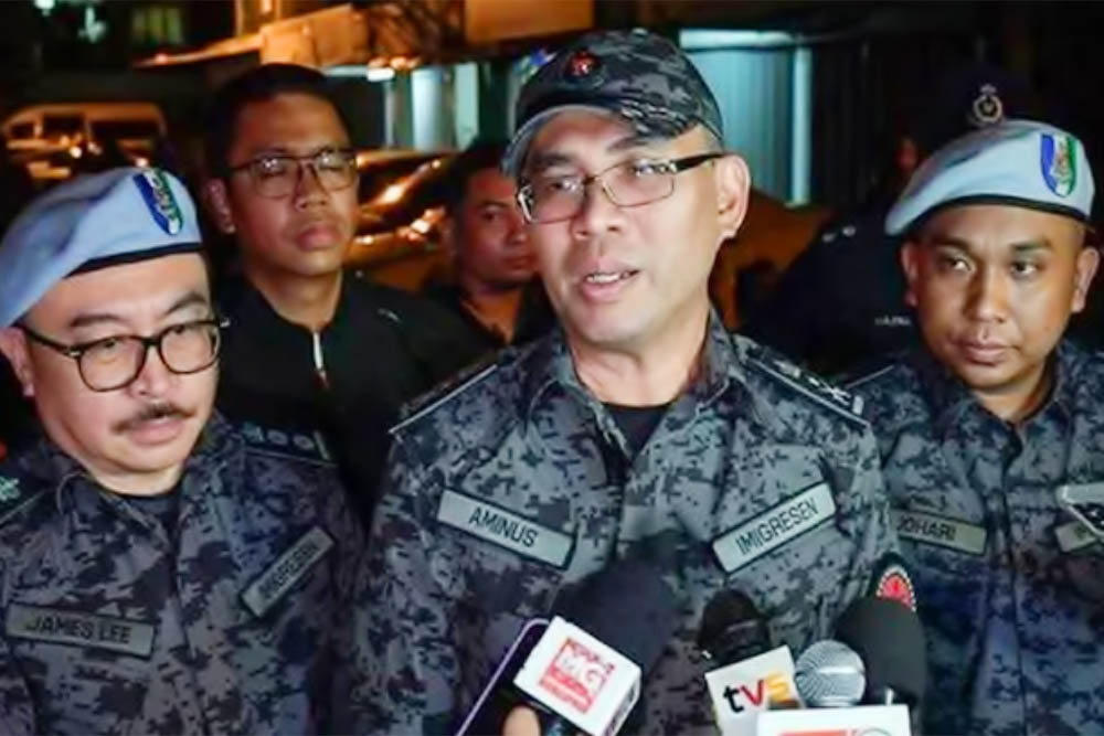 নিয়োগকর্তাদের সতর্ক করল মালয়েশিয়ার ইমিগ্রেশন, অফিসারদের ছদ্মবেশে প্রতারণা