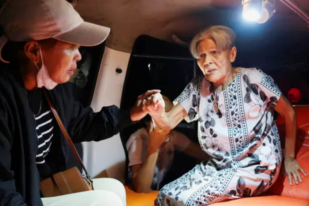 ইন্দোনেশিয়ায় বৃদ্ধ নিবাসে ভয়াবহ অগ্নিকাণ্ডে ১৬ মৃত্যু